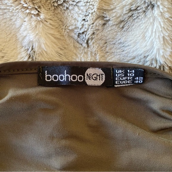 Boohoo Night Party Dress Side Tie Ruched Gathered Deep Plunge Army Green: 10 - Picture 8 of 11